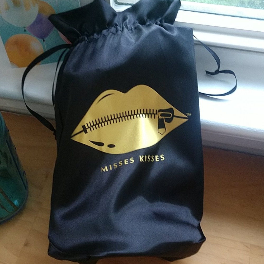 Misses kisses shallow bra kit